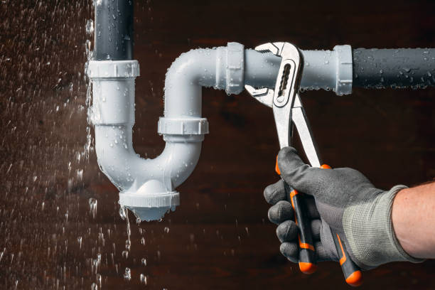 Professional Leak Detection technician working in East Troy, WI
